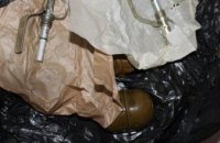 В Мариуполе задержали мужчин, пересылавших почтой гранаты