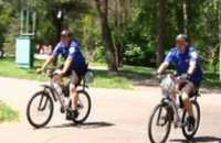 Днепропетровск начали патрулировать велонаряды милиции