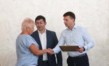 В Днепропетровском облсовете наградили победителей конкурсов микропроектов по энергоэффективности и энергосбережению 