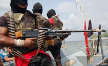 Камерунские военные отбили у пиратов 4 украинских моряков