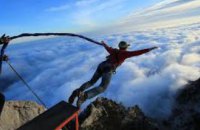 Днепровские спортсмены будут покорять и прыгать со скалы высотой 3 тыс м в Италии