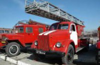 Борис Филатов пообещал спасателям до конца года приобрести 56-ти метровую пожарную лестницу