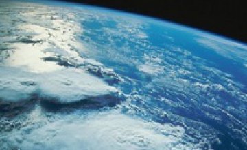 Северный полюс Земли смещается на восток, - NASA