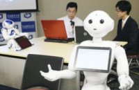 В Японии первый робот пошел в школу