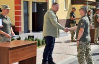 У Дніпрі військові та їхні родини отримали 32 нові квартири: із власним житлом їх привітали керівник ДніпроОВА Лисак та мер Філатов