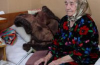 В Днепропетровске 91-летнюю пенсионерку родственники выгнали из собственного дома