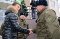 Глеб Пригунов вручил ключи от новых квартир семьям семи военнослужащих Днепропетровщины