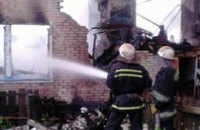 В Кривом Роге во время пожара взрыв газовых баллонов разрушил жилой дом: предварительно погибли 2 человека