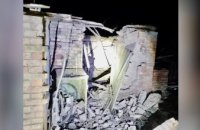 Ворожий обстріл знову побив житлові будинки на Нікопольщині