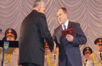 Дмитрий Колесников вручил награды участникам боевых действий на территории других государств