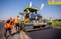 Обновляют мосты, развязки, дорожное покрытие: на трассе между Днепром и Павлоградом продолжается масштабный ремонт