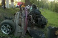 ДТП в Кривом Роге: парень выжил, превратив свой автомобиль в груду металлолома