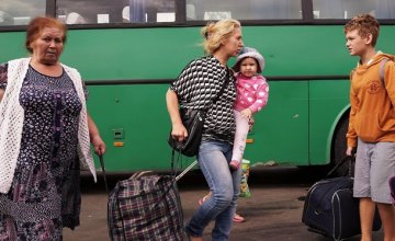 В Украине зарегистрировано почти 900 тыс переселенцев, - ГСЧС