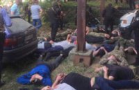 В Винницкой области спецназ задержал 42 вооруженных человека, захвативших фермерское хозяйство (ВИДЕО)