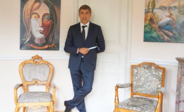 Новый посол Украины во Франции начал свою дипмиссию в Париже