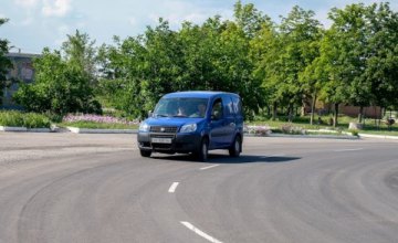 ​В 2018 году уже уложили новенький асфальт на 14 дорогах в Днепровском районе – Валентин Резниченко