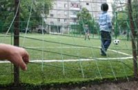 В Харькове футбольные ворота убили 14-летнего ребенка