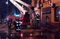 Ночью в историческом центре Киева произошел масштабный пожар в жилом доме (ФОТО)