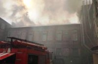 На Днепропетровщине горел ресторан: внутри находилось 5 человек