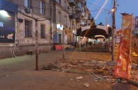 В Днепре на площади Старомостовой демонтировали киоски, которые нарушали правила благоустройства города