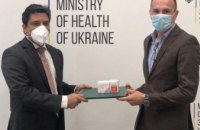 Индия передала Украине 50 тыс. капсул препарата для борьбы с COVID-19