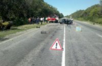 ДТП в Харькове: в результате столкновения двух автомобилей ВАЗ погиб 1 человек и еще 6 получили травмы (ФОТО)