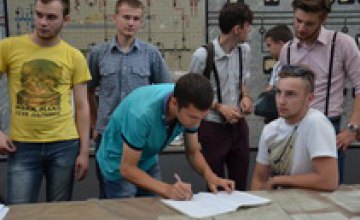 Электроподстанция ДТЭК Днепрооблэнерго стала образовательной площадкой для студентов НГУ 