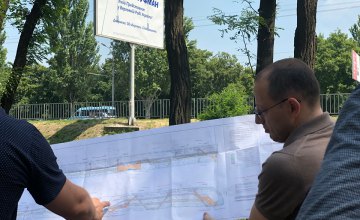 ​На ж/м Тополь стартовали работы по реконструкции пешеходной аллеи вдоль Запорожского шоссе (видео)