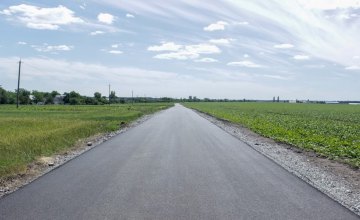 Впервые за десятки лет заасфальтировали две улицы в с. Николаевка Новомосковского района