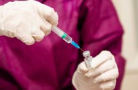 На Днепропетровщине более половины взрослых вакцинировались от коронавируса