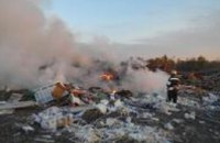 Возле Международного аэропорта «Борисполь» загорелась свалка