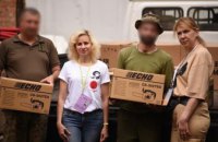 Генератори, бензопили, продукти, ліки: чергова допомога від Дніпра військовим