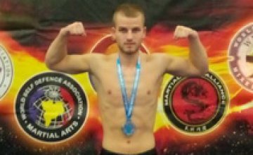 Пожарный-кикбоксер из Днепропетровщины завоевал серебро на соревнованиях мирового уровня
