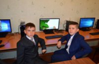 Пять сельских школ Днепропетровщины получили современные компьютерные классы