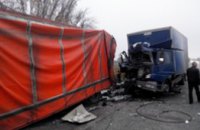 Трагическое ДТП на Днепропетровщине: тело погибшего водителя пришлось извлекать с помощью специнструментов