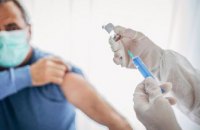 Підстав для припинення вакцинації проти COVID-19 у відносно безпечних регіонах немає, – Ігор Кузін