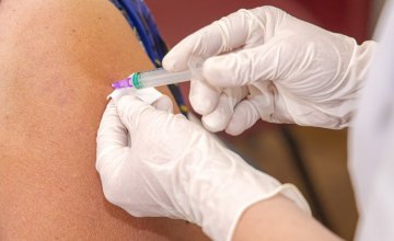 COVID-прививки уже сделала треть жителей Никополя