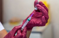 90% соцработников Днепропетровщины вакцинировались от коронавируса
