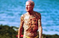 В Шотландии умер самый татуированный пенсионер