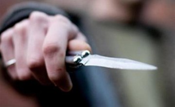 В Илларионово 23-летний парень стал жертвой своей жены и получил ножевое ранение 