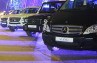 В Днепропетровске в рамках премьеры «Крепкий орешек 5» состоялась презентация 14 самых современных автомобилей Mercedes-Benz