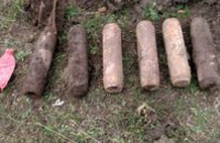 В Днепропетровской области спасатели уничтожили 6 устаревших боеприпасов