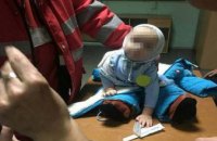 В Киеве горе-мать бросила 9-месячного ребенка на ж/д вокзале и пошла пьянствовать
