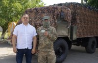 27-ий пішов: Дніпропетровськгаз подарував вантажівку захисникам України (ВІДЕО)
