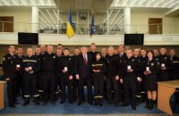 ​В Днепропетровской ОГА презентовали новый «мотивационный пакет» для полицейских и спасателей