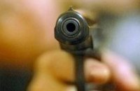 В Полтаве пьяный мужчина устроил стрельбу в магазине