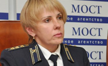 Скопление транспорта на Привокзальной площади угрожает безопасности ПЖД, - начальник Днепропетровского вокзала