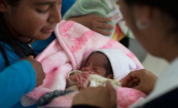 В Мексике родился ребенок с генами трех родителей