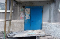 В Донецкой области скончалась девочка, попавшая под бетонную стену