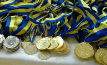 Президент України призначив стипендії 15 спортсменам Дніпропетровщини